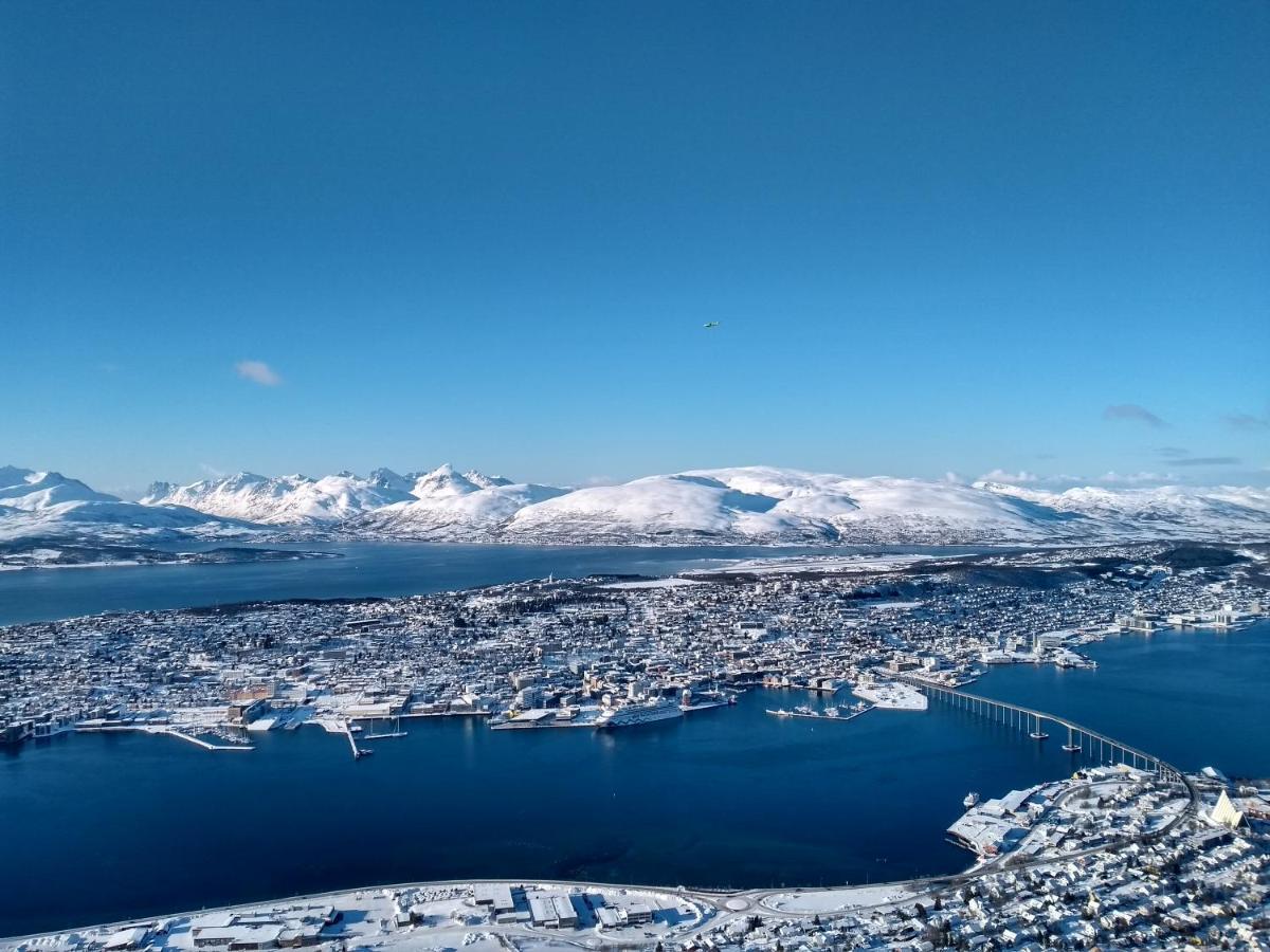 Tromso Coco Apartments In Center Exteriör bild