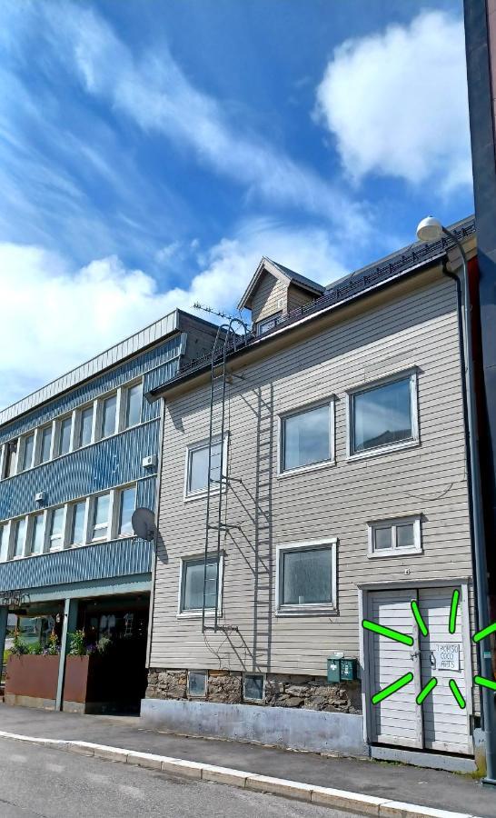 Tromso Coco Apartments In Center Exteriör bild